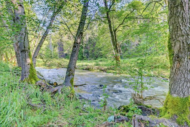 10538 Mote Ln, Grass Valley, CA 95949