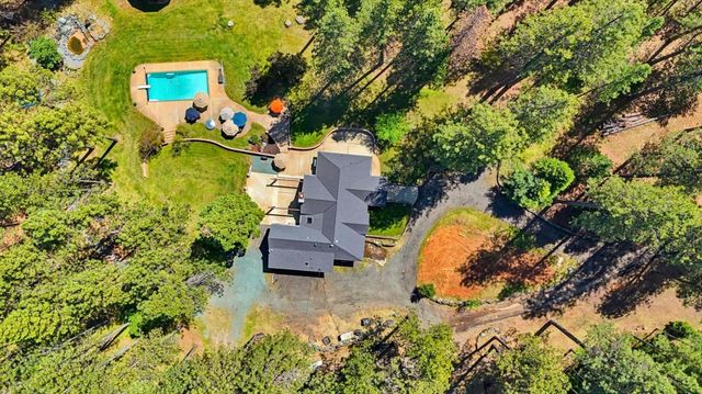 10538 Mote Ln, Grass Valley, CA 95949