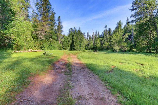 10538 Mote Ln, Grass Valley, CA 95949