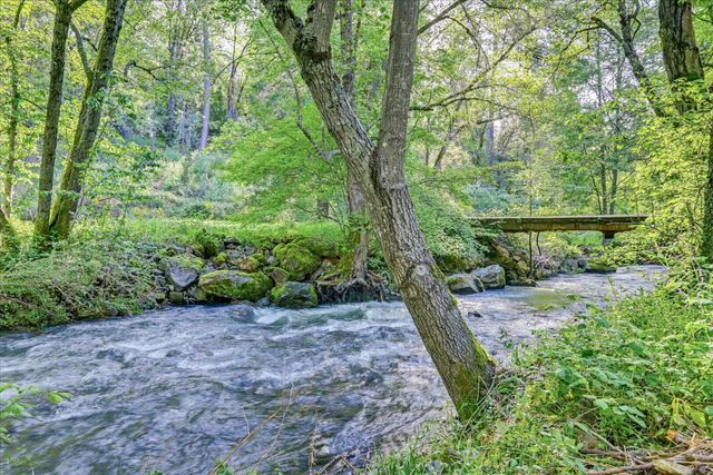 10538 Mote Ln, Grass Valley, CA 95949