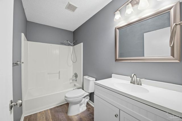 2162 Old Chemstrand Rd, Cantonment, FL 32533