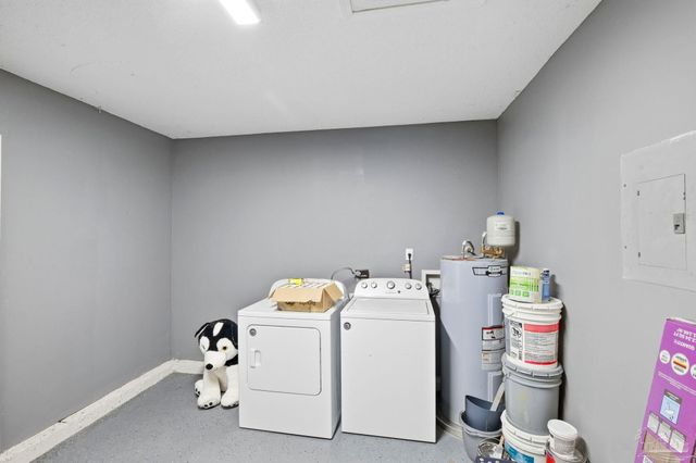 2162 Old Chemstrand Rd, Cantonment, FL 32533