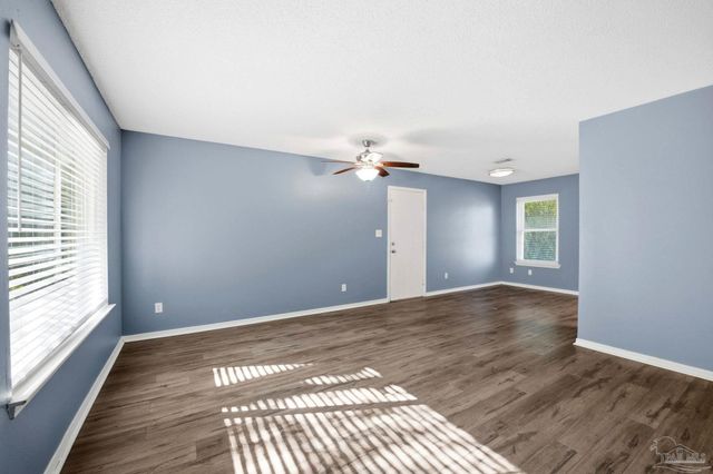 2162 Old Chemstrand Rd, Cantonment, FL 32533