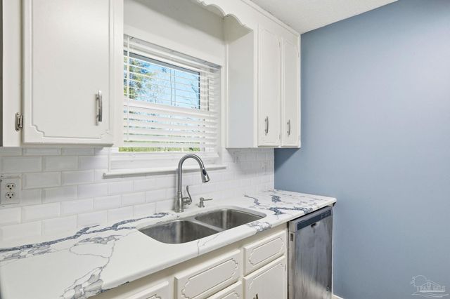 2162 Old Chemstrand Rd, Cantonment, FL 32533