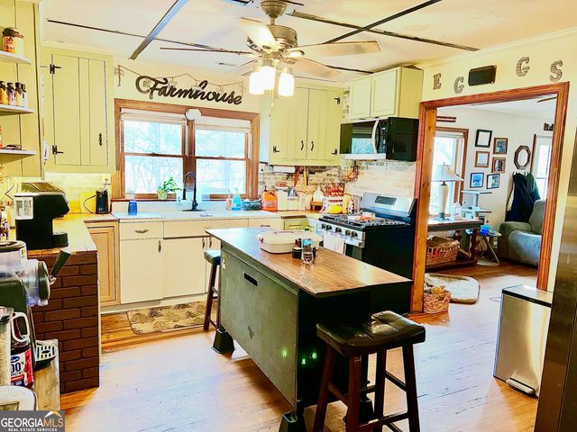 3402 Bc Grant Road, Cornelia, GA 30531