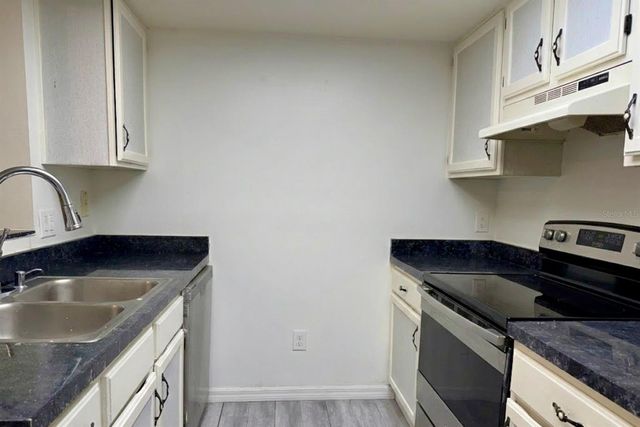 7200 SW 8TH AVENUE Q108, Gainesville, FL 32607