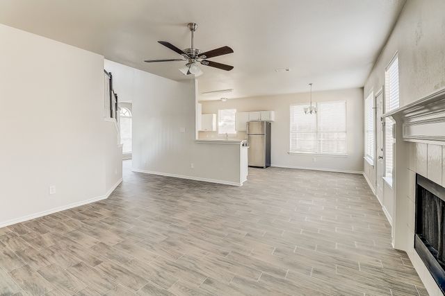 715 S Parks Drive, Desoto, TX 75115