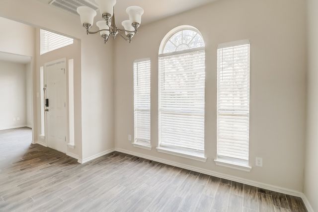 715 S Parks Drive, Desoto, TX 75115