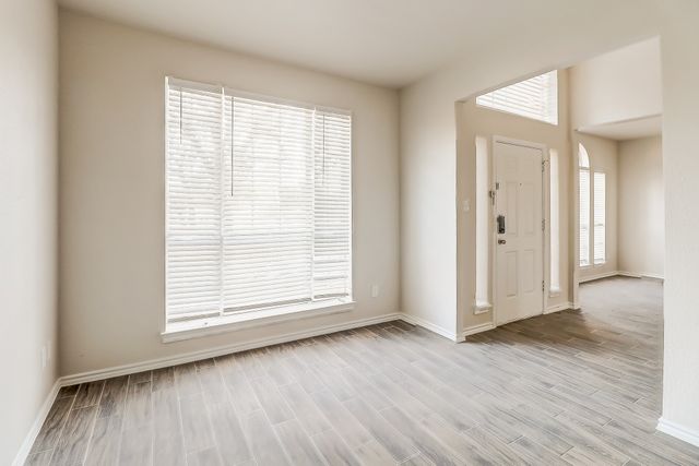 715 S Parks Drive, Desoto, TX 75115