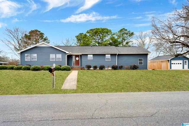 611 DENNIS STREET, Clanton, AL 35045
