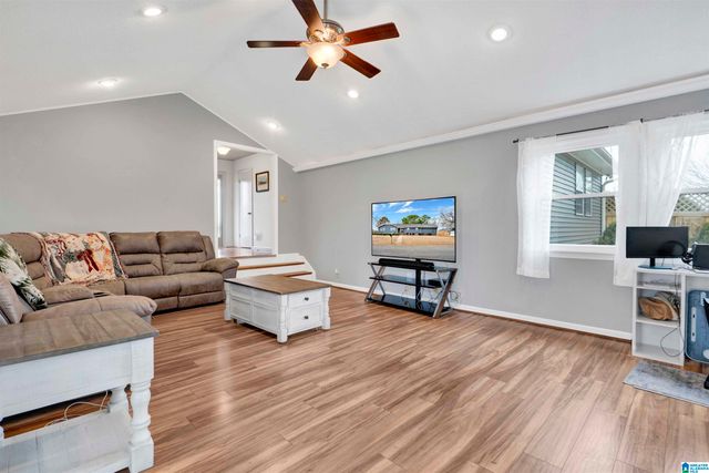 611 DENNIS STREET, Clanton, AL 35045