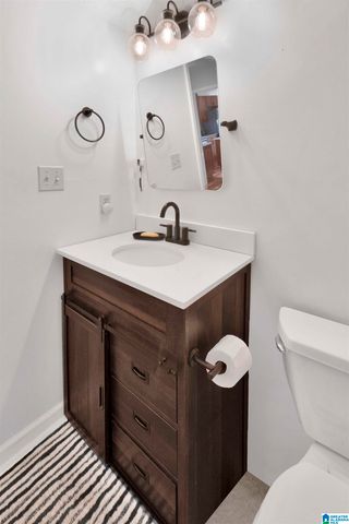 611 DENNIS STREET, Clanton, AL 35045