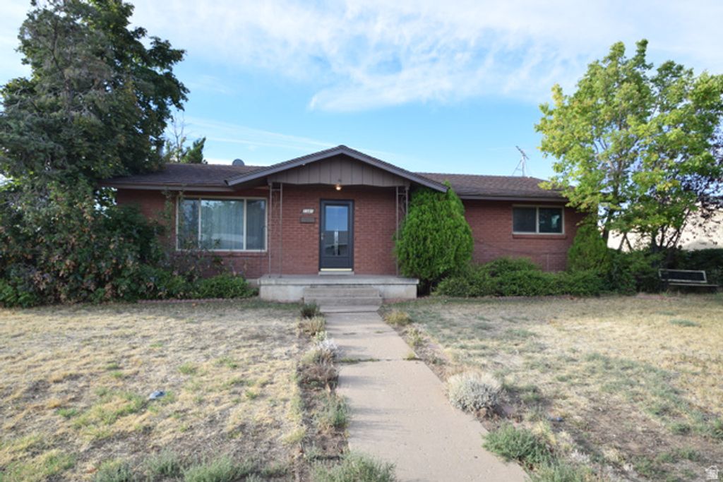 2381 W 5175 S, Roy, UT 84067 — exterior