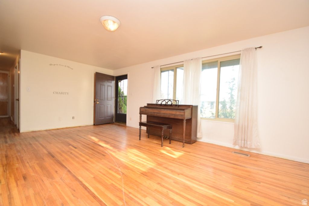 2381 W 5175 S, Roy, UT 84067 — photo 2
