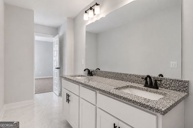 124 Patillo Manor 06, Stockbridge, GA 30281