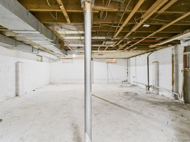 3373 Kent Street, Flint, MI 48503