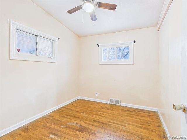 3373 Kent Street, Flint, MI 48503