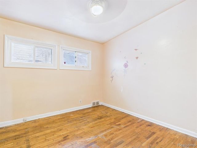 3373 Kent Street, Flint, MI 48503