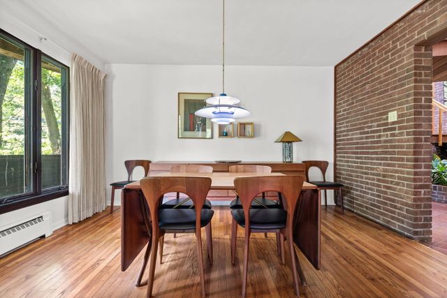 278 W 100 S, Valparaiso, IN 46385