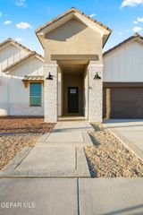 536 Paseo De La Reina Street, El Paso, TX 79928