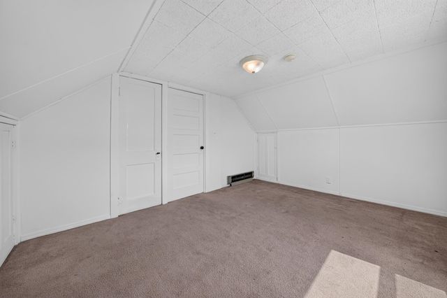 8915 E Grace Ave, Millwood, WA 99212