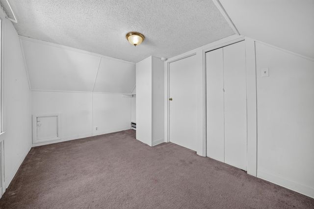 8915 E Grace Ave, Millwood, WA 99212