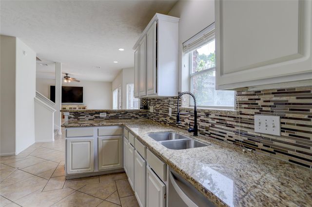 20319 Stone Falls Court Court, Cypress, TX 77433