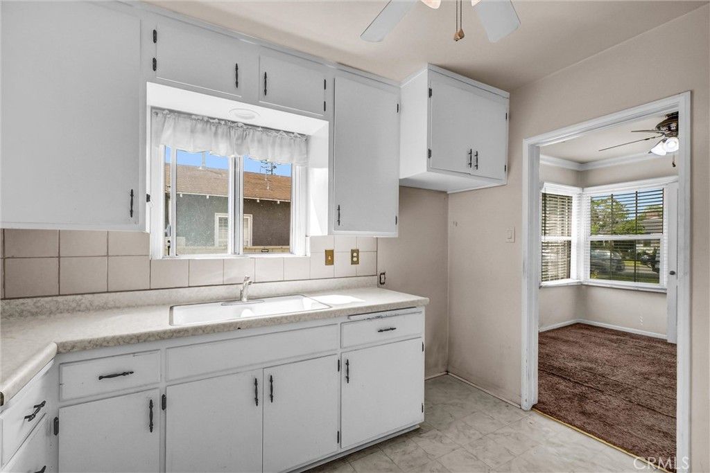 Image 12 of property listing at 10919 Loch Lomond Drive, Whittier, CA 90606