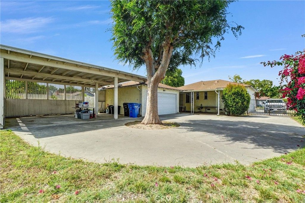 Image 27 of property listing at 10919 Loch Lomond Drive, Whittier, CA 90606