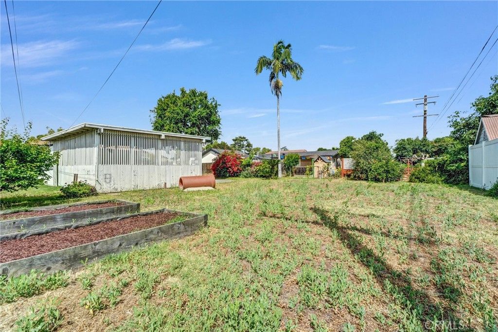 Image 29 of property listing at 10919 Loch Lomond Drive, Whittier, CA 90606