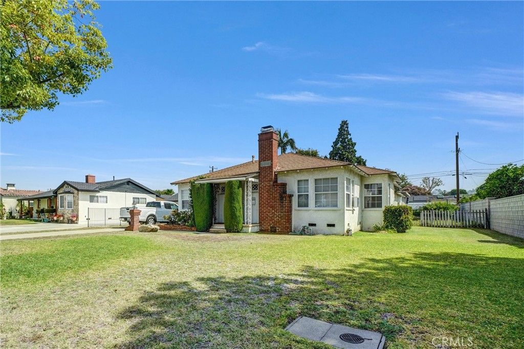 Image 3 of property listing at 10919 Loch Lomond Drive, Whittier, CA 90606
