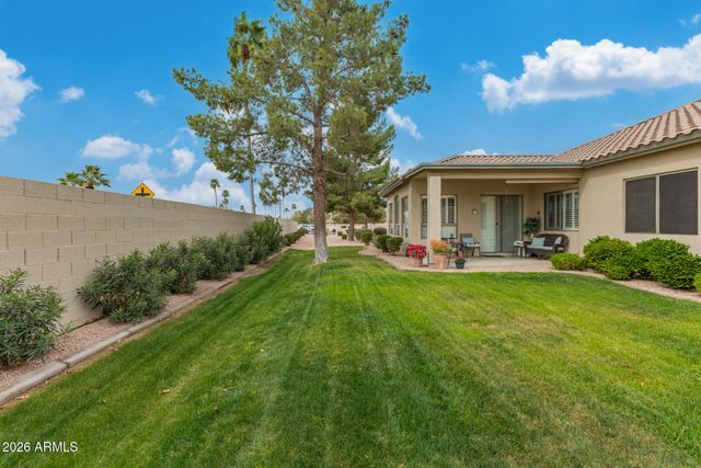 9617 E HOLIDAY Way, Sun Lakes, AZ 85248