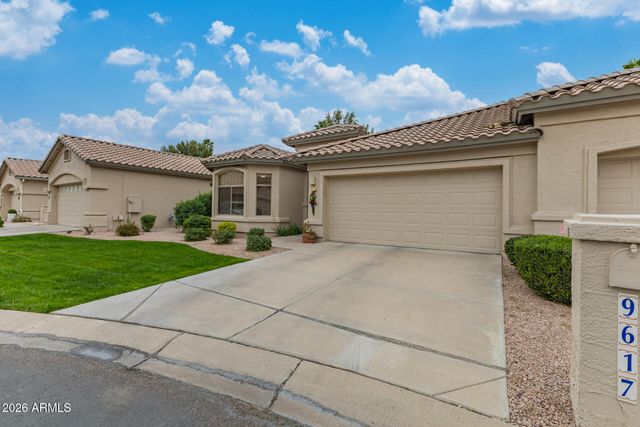 9617 E HOLIDAY Way, Sun Lakes, AZ 85248