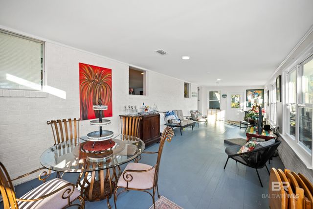 401 W Myrtle Avenue, Foley, AL 36535