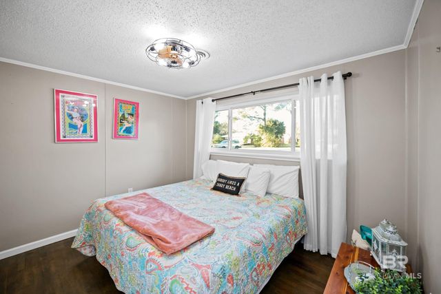 401 W Myrtle Avenue, Foley, AL 36535