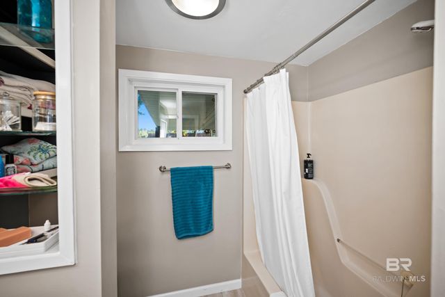 401 W Myrtle Avenue, Foley, AL 36535