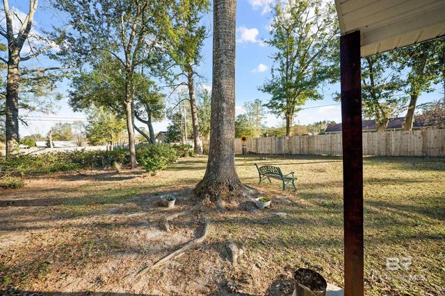 401 W Myrtle Avenue, Foley, AL 36535