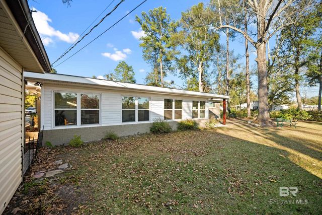 401 W Myrtle Avenue, Foley, AL 36535