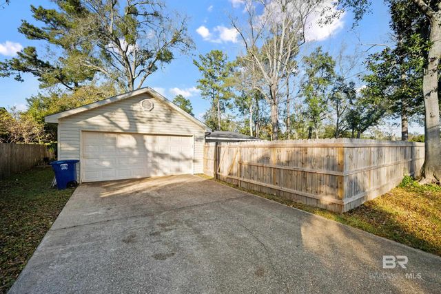 401 W Myrtle Avenue, Foley, AL 36535