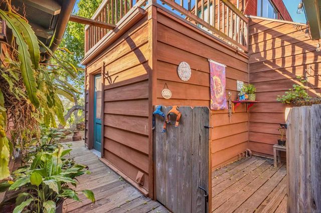 5209 Benton Pl, San Diego, CA 92116