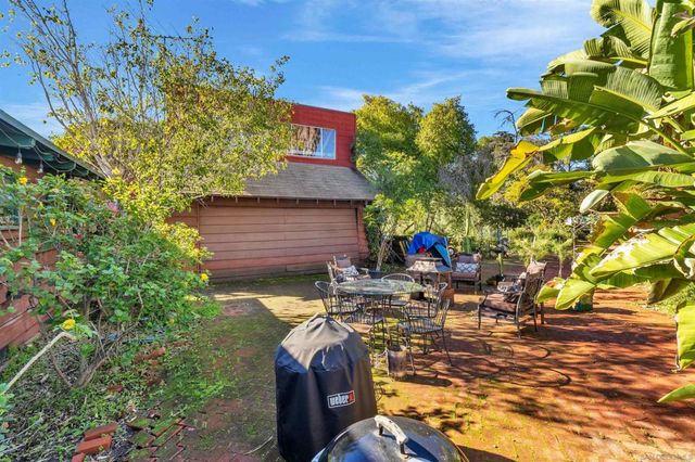 5209 Benton Pl, San Diego, CA 92116