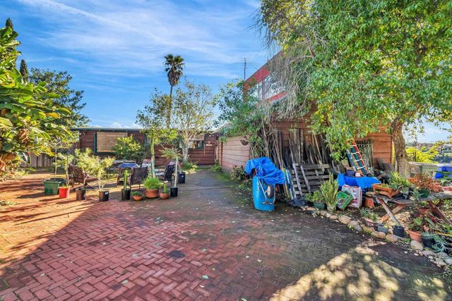 5209 Benton Pl, San Diego, CA 92116