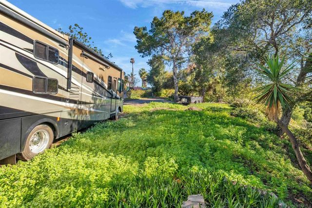 5209 Benton Pl, San Diego, CA 92116