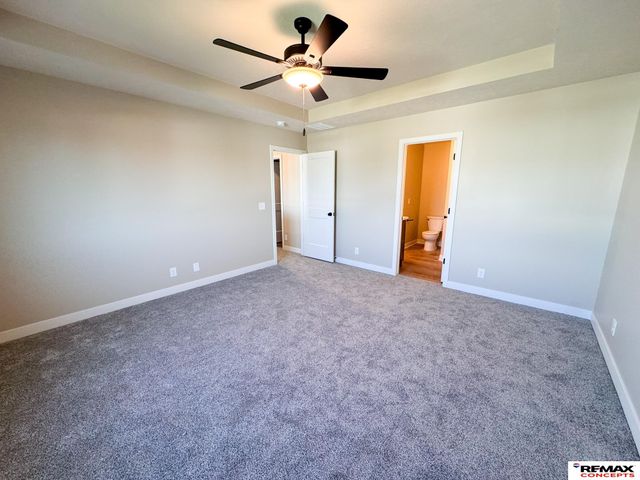 10526 S 76th Street, Lincoln, NE 68516