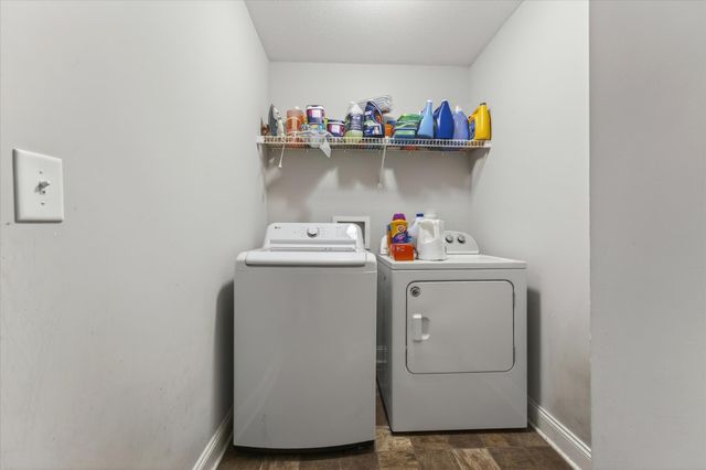 736 Crestone Ln, Clarksville, TN 37042