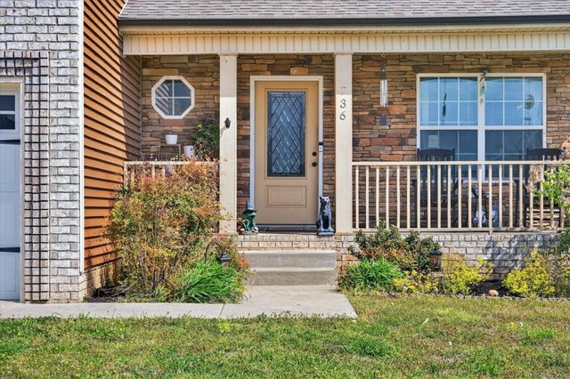 736 Crestone Ln, Clarksville, TN 37042