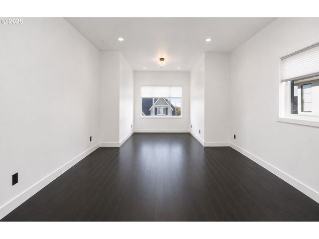 27776 Sw LARKSPUR Ter, Wilsonville, OR 97070