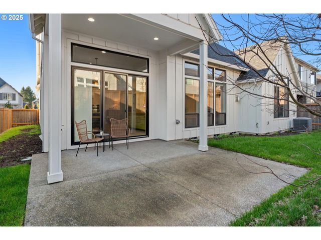 27776 Sw LARKSPUR Ter, Wilsonville, OR 97070