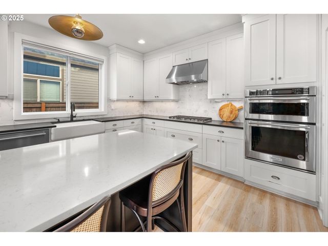 27776 Sw LARKSPUR Ter, Wilsonville, OR 97070