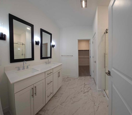 8430 Bay Oaks Drive, Baytown, TX 77523